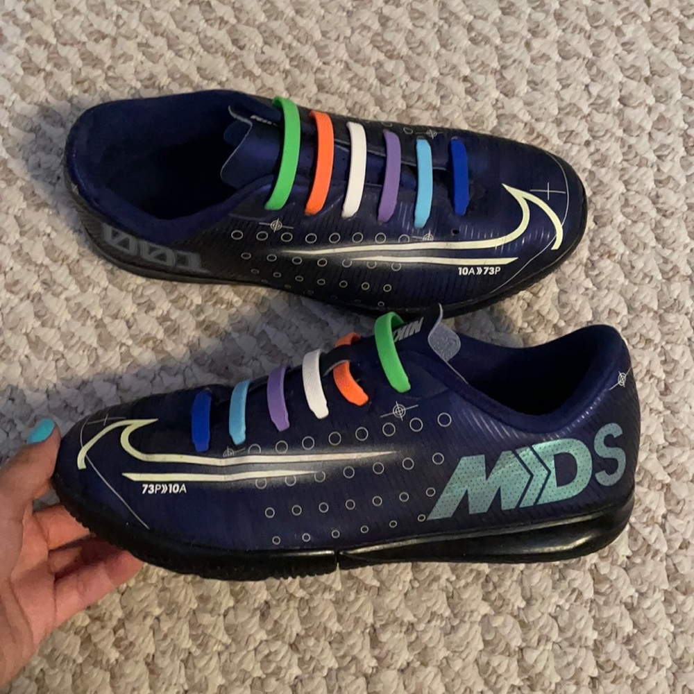 CR7 Nike youth indoor soccer shoes